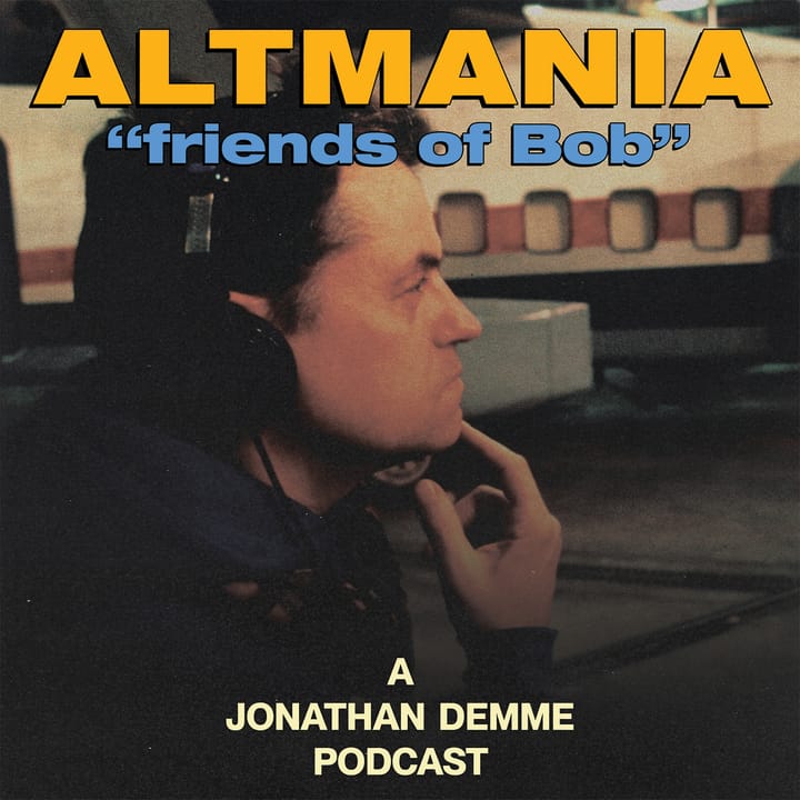 Last Embrace (1979) w/ Left of the Projector